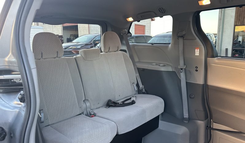 2018 Toyota Sienna LE | VMI Northstar 360 Wheelchair Accessible Conversion full