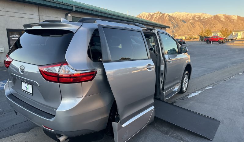 2018 Toyota Sienna LE | VMI Northstar 360 Wheelchair Accessible Conversion full