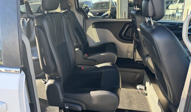 2018 Dodge Grand Caravan SXT | BraunAbility Manual Rear Entry Wheelchair Accessible Conversion full