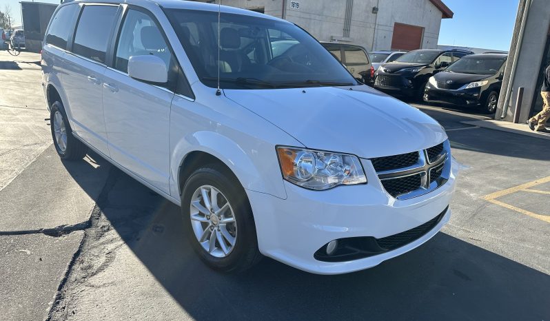 2018 Dodge Grand Caravan SXT | BraunAbility Manual Rear Entry Wheelchair Accessible Conversion full