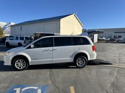 2018 Dodge Grand Caravan SXT | BraunAbility Manual Rear Entry Wheelchair Accessible Conversion full