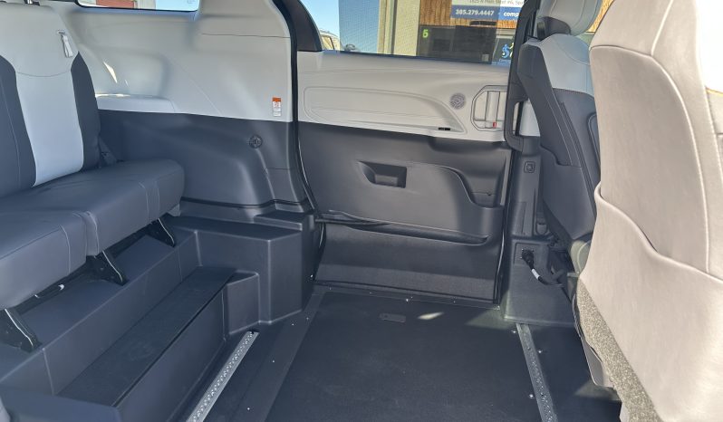 2024 Toyota Sienna Hybrid XSE Plus AWD | The New Vantage Mobility Northstar Wheelchair Accessible Conversion full