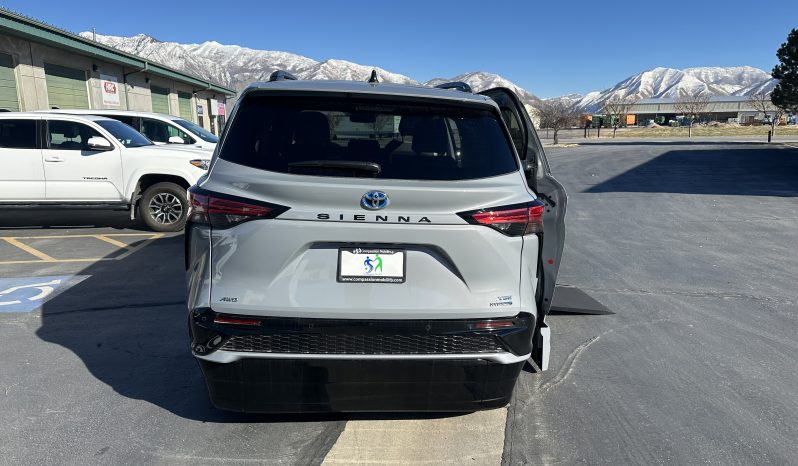 2024 Toyota Sienna Hybrid XSE Plus AWD | The New Vantage Mobility Northstar Wheelchair Accessible Conversion full