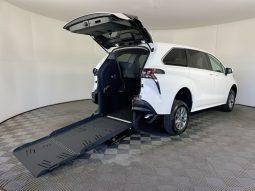 2024 Toyota Sienna LE | VMI Manual Rear Entry ADA Wheelchair Conversion