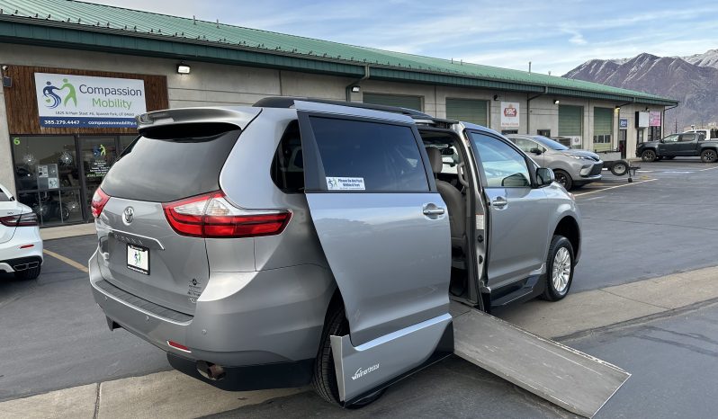 2015 Toyota Sienna XLE Premium | VMI Northstar 360 Wheelchair Accessible Conversion full