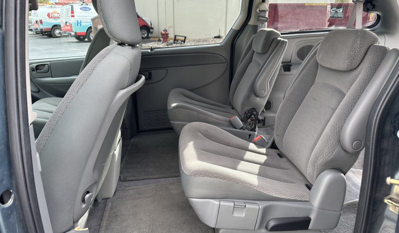 2006 Chrysler Town & Country  | Manual Rear Entry Wheelchair Accessible Conversion full