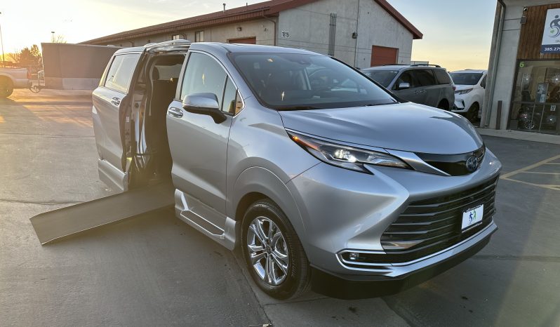 2023 Toyota Sienna Hybrid Platinum AWD |  Vantage Mobility Northstar Wheelchair Accessible Conversion full