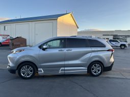 2023 Toyota Sienna Hybrid Platinum AWD |  Vantage Mobility Northstar Wheelchair Accessible Conversion full