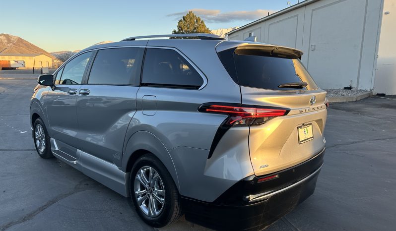 2023 Toyota Sienna Hybrid Platinum AWD |  Vantage Mobility Northstar Wheelchair Accessible Conversion full