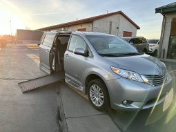 2017 Toyota Sienna XLE | BraunAbility Xi Wheelchair Accessible Conversion full