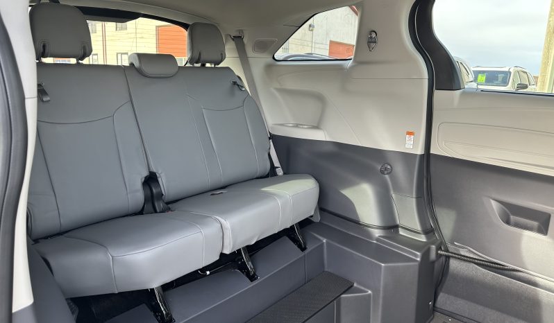 2024 Toyota Sienna Hybrid XLE Plus AWD | The New Vantage Mobility Northstar Wheelchair Accessible Conversion full