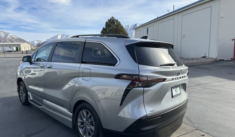 2024 Toyota Sienna Hybrid XLE Plus AWD | The New Vantage Mobility Northstar Wheelchair Accessible Conversion full