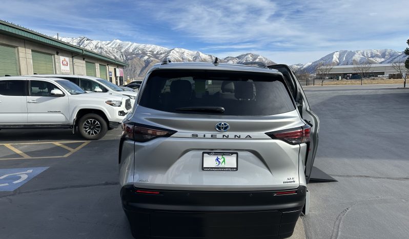 2024 Toyota Sienna Hybrid XLE Plus AWD | The New Vantage Mobility Northstar Wheelchair Accessible Conversion full