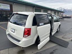 2012 Dodge Grand Caravan SXT | VMI Northstar Power Infloor Wheelchair Accessible Conversion full