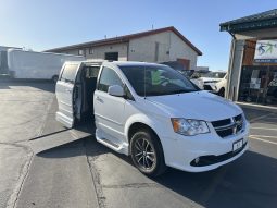 2017 Dodge Grand Caravan SXT | VMI Northstar Power Infloor Wheelchair Accessible Conversion full