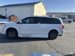 2017 Dodge Grand Caravan SXT | VMI Northstar Power Infloor Wheelchair Accessible Conversion full