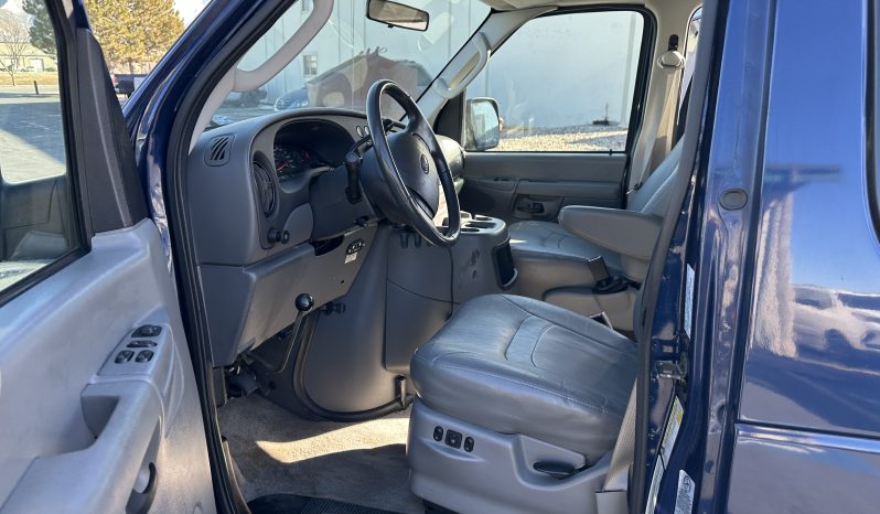 2008 FORD E-150 XLT | 6″ Lowered Floor, Power Door Openers, BraunAbility Wheelchair Lift full