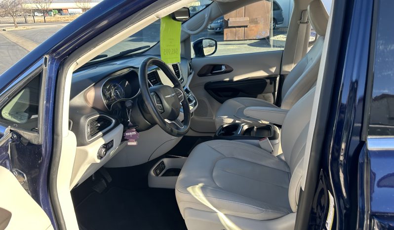 2019 Chrysler Pacifica Touring L  | Freedom Motors Manual Rear Entry Wheelchair Accessible Van full