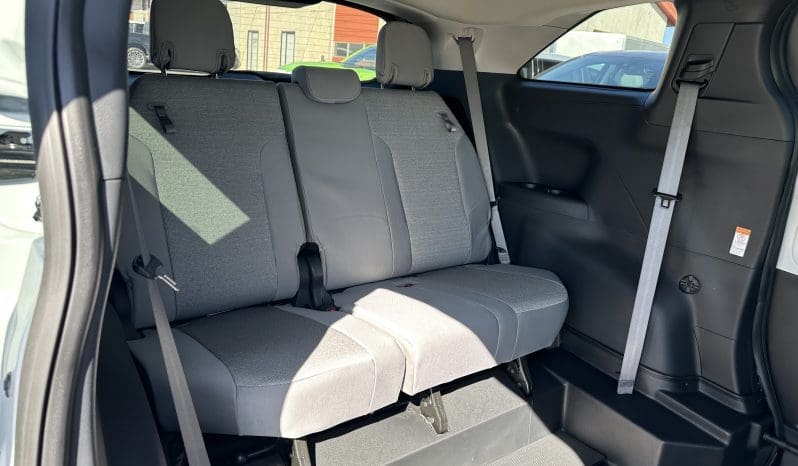 2025 Toyota Sienna Hybrid LE AWD |  Vantage Mobility Northstar Power Wheelchair Accessible Conversion full