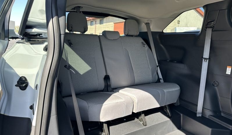 2025 Toyota Sienna Hybrid LE AWD |  Vantage Mobility Northstar Power Wheelchair Accessible Conversion full