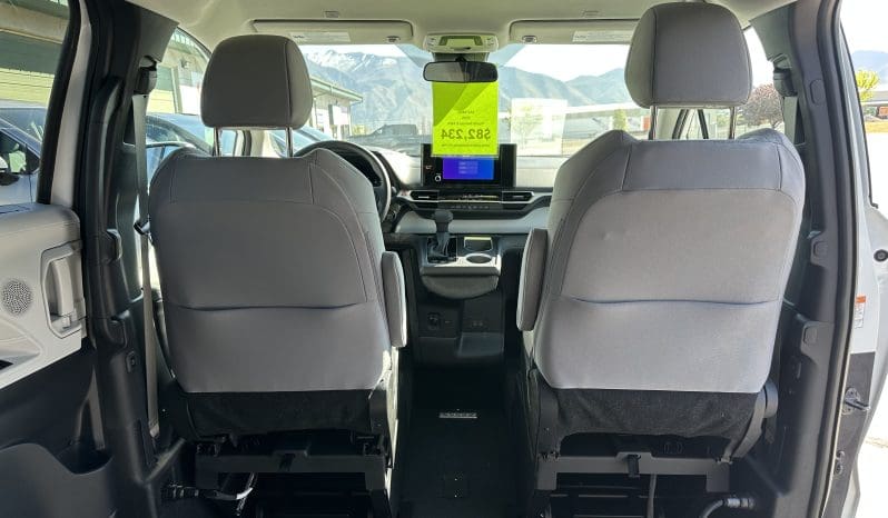2025 Toyota Sienna Hybrid LE AWD |  Vantage Mobility Northstar Power Wheelchair Accessible Conversion full