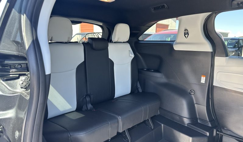 2025 Toyota Sienna Hybrid XSE Plus AWD |  Vantage Mobility Northstar Wheelchair Accessible Conversion full