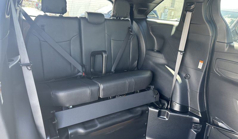 2025 Toyota Sienna Hybrid XSE Plus |  BraunAbility Side-Entry Foldout XT Power Ramp full