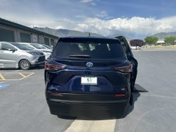 2025 Toyota Sienna Hybrid LE  |  Vantage Mobility Northstar Power Wheelchair Accessible Conversion full