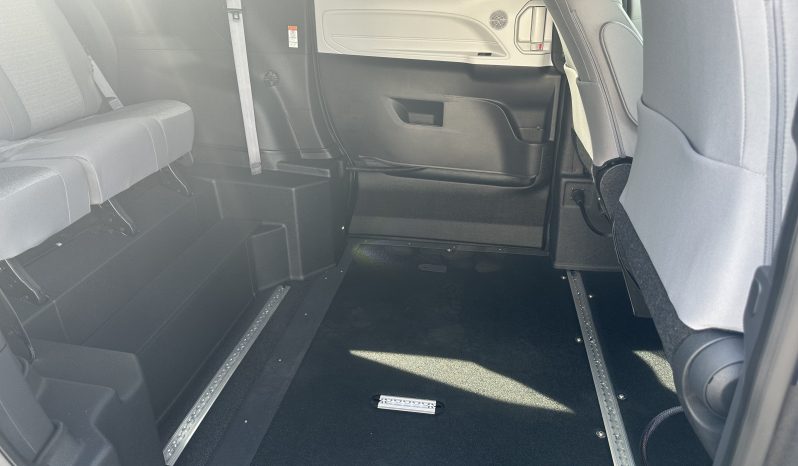 2025 Toyota Sienna Hybrid LE  |  Vantage Mobility Northstar Power Wheelchair Accessible Conversion full