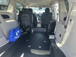 2023 Chrysler Voyager LX  | NEW BraunAbility Manual Rear Entry Wheelchair Conversion full