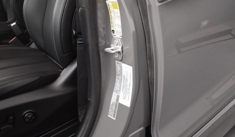 2025 Chrysler Pacifica Safety Plus DVD Sunroof  | NEW BraunAbility XT Power Fold Out Wheelchair Conversion full
