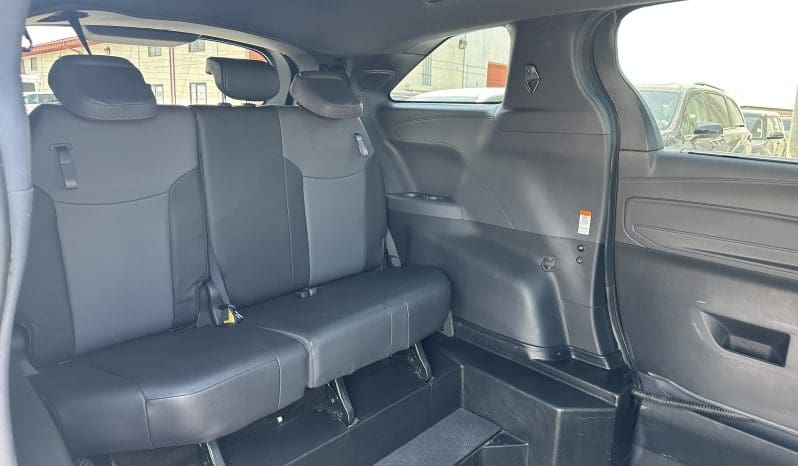 2022 Toyota Sienna Hybrid XSE Plus AWD |  Vantage Mobility Northstar Wheelchair Accessible Conversion full