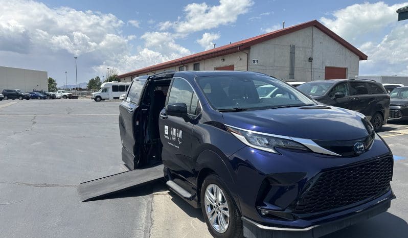 2022 Toyota Sienna Hybrid XSE Plus AWD |  Vantage Mobility Northstar Wheelchair Accessible Conversion full