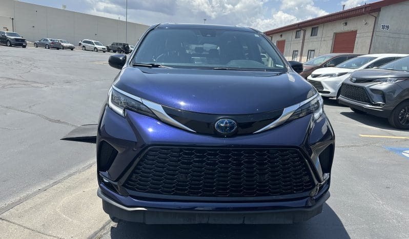 2022 Toyota Sienna Hybrid XSE Plus AWD |  Vantage Mobility Northstar Wheelchair Accessible Conversion full