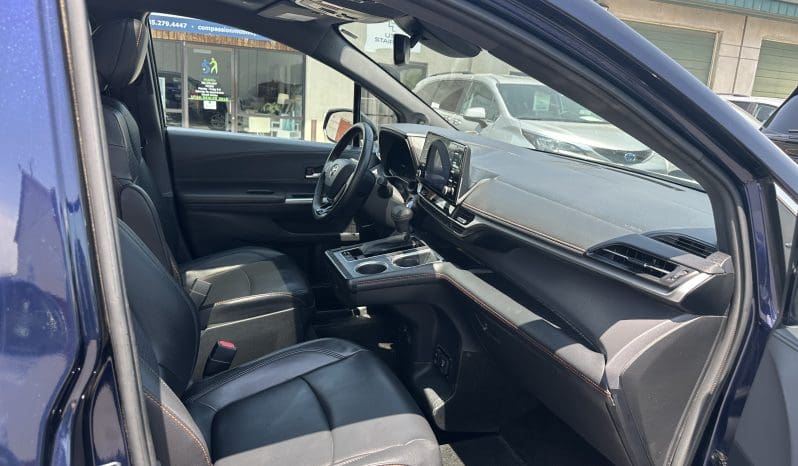 2022 Toyota Sienna Hybrid XSE Plus AWD |  Vantage Mobility Northstar Wheelchair Accessible Conversion full
