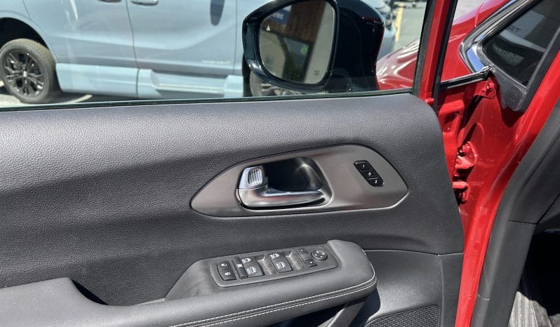 2025 Chrysler Pacifica Safety Plus DVD Sunroof  | NEW BraunAbility Manual Rear Entry Wheelchair Conversion full