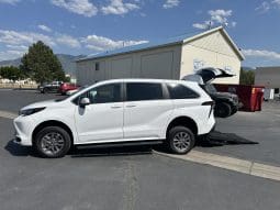 2025 Toyota Sienna LE | VMI Manual Rear Entry ADA Wheelchair Conversion full