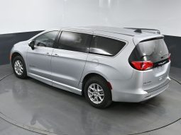 2023 Chrysler Voyager LX  | NEW BraunAbility Entervan II Power Fold Out Wheelchair Conversion full