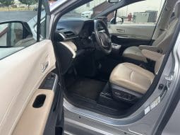 2021 Toyota Sienna Hybrid XLE |  Vantage Mobility Northstar Wheelchair Accessible Conversion full