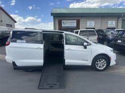 2022 Chrysler Voyager LX  | NEW BraunAbility Companion Van Manual Side Entry Wheelchair Conversion