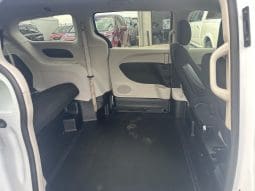 2022 Chrysler Voyager LX  | NEW BraunAbility Companion Van Manual Side Entry Wheelchair Conversion full