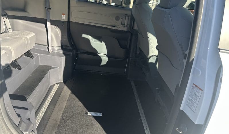 2023 Toyota Sienna Hybrid LE |  Vantage Mobility Northstar Wheelchair Accessible Conversion full