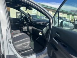 2025 Toyota Sienna Hybrid XSE Plus |  BraunAbility Side-Entry Foldout XT Power Ramp full