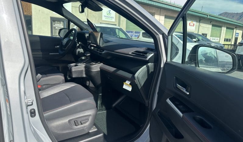 2025 Toyota Sienna Hybrid XSE Plus |  BraunAbility Side-Entry Foldout XT Power Ramp full