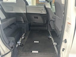 2023 Toyota Sienna Hybrid XSE PLUS AWD |  Vantage Mobility Northstar Wheelchair Accessible Conversion full