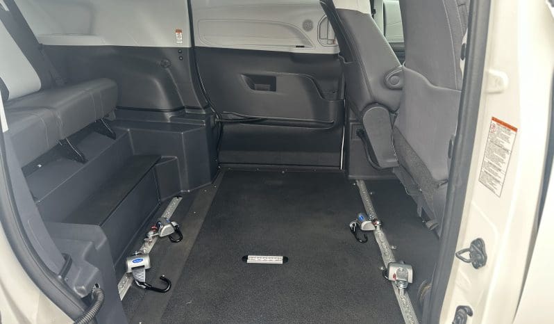 2023 Toyota Sienna Hybrid XSE PLUS AWD |  Vantage Mobility Northstar Wheelchair Accessible Conversion full