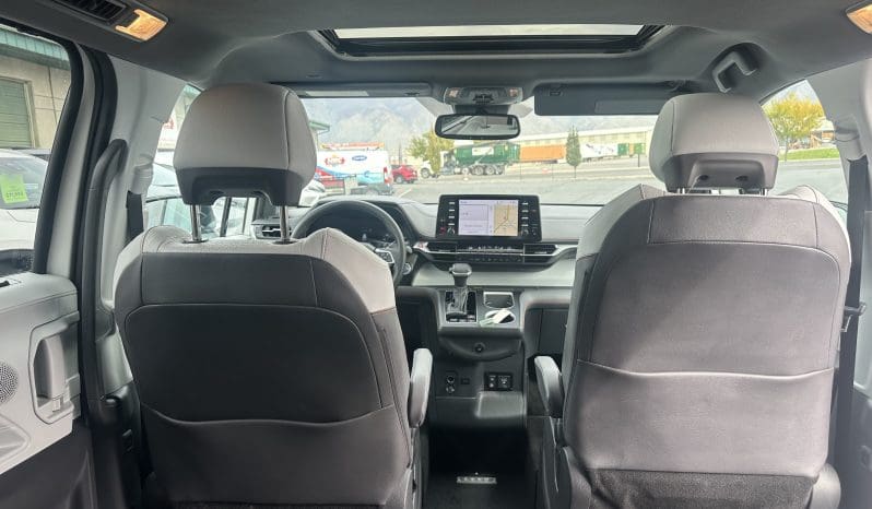 2023 Toyota Sienna Hybrid XSE PLUS AWD |  Vantage Mobility Northstar Wheelchair Accessible Conversion full