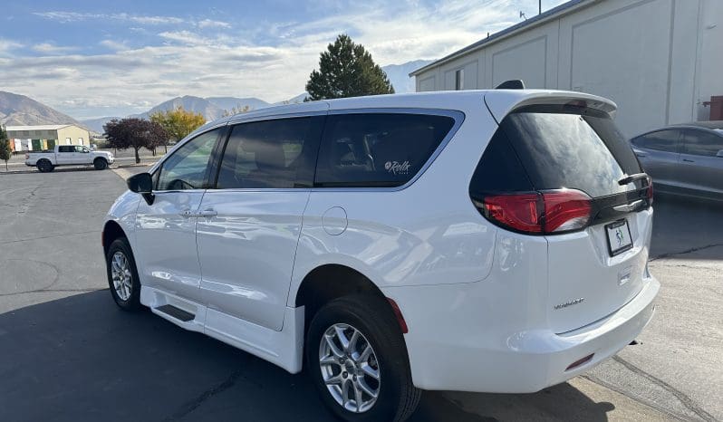 2024 Chrysler Voyager LX  | Rollx Power Infloor Side Entry Wheelchair Conversion full