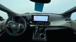 2025 Toyota Sienna Hybrid Platinum AWD |  Vantage Mobility Northstar Power Infloor Wheelchair Accessible Conversion full