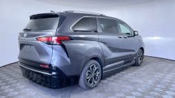 2025 Toyota Sienna Hybrid Platinum AWD |  Vantage Mobility Northstar Power Infloor Wheelchair Accessible Conversion full